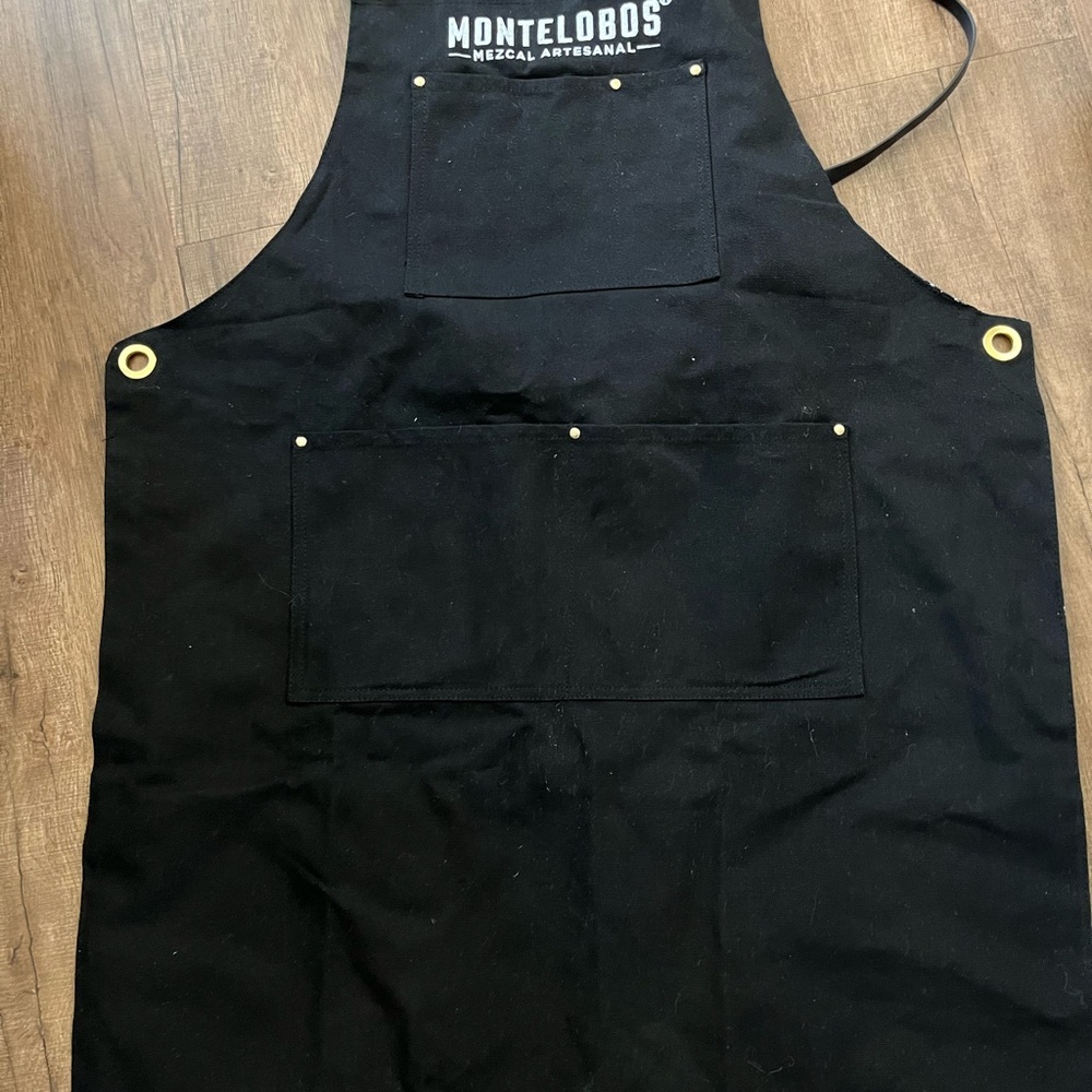 Montelobos Black Canvas Apron with Pockets